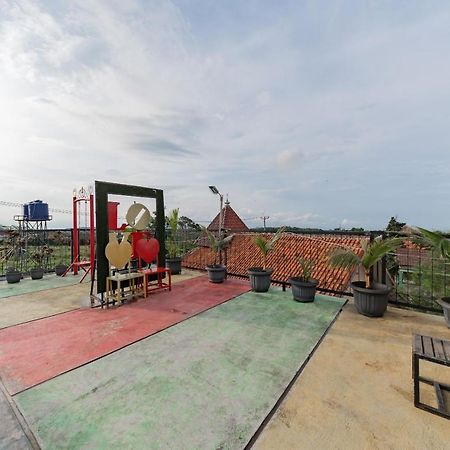 Reddoorz Resort Syariah @ Jaya Tirta Abadi Purwakarta Esterno foto
